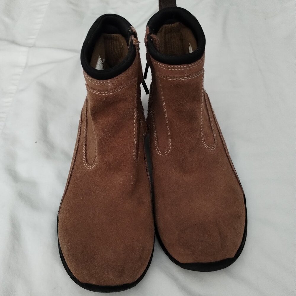 LANDS' END Tan SUEDE Feel ANKLE BOOTS  Sz 7.5B
